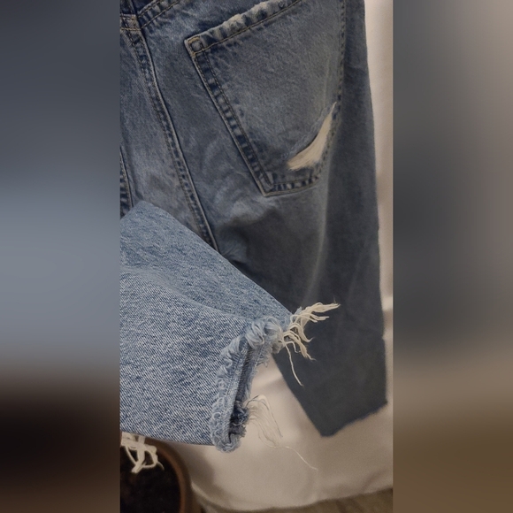 Garage Denim Mom Jeans - size 3 or 26 - Picture 6 of 7